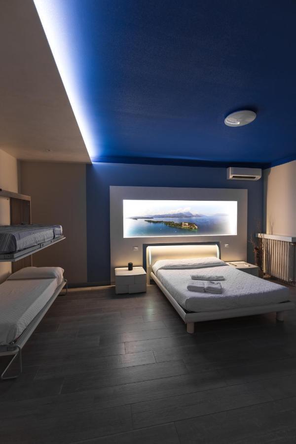 Garda Fantasy Apartment - Jacuzzi Desenzano del Garda Extérieur photo